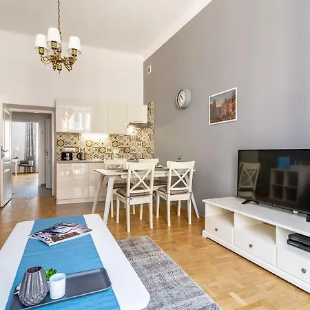 Freta 25 By Rent Like *